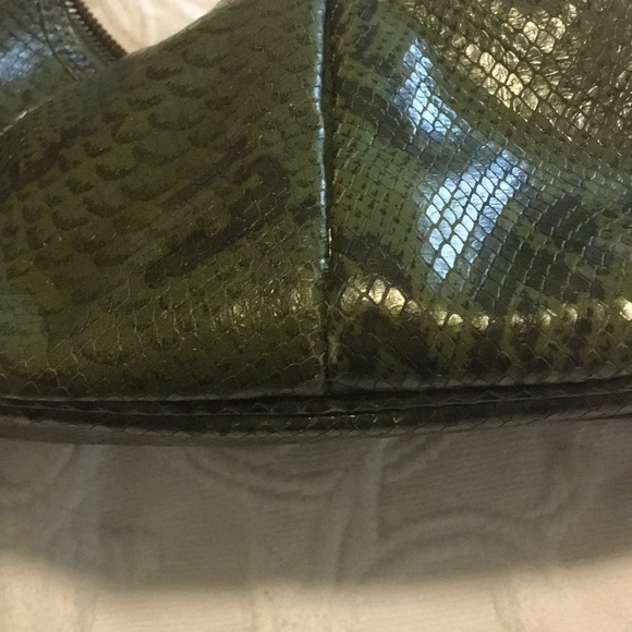 💄Super cool leather hobo in green python - Picture 7 of 8